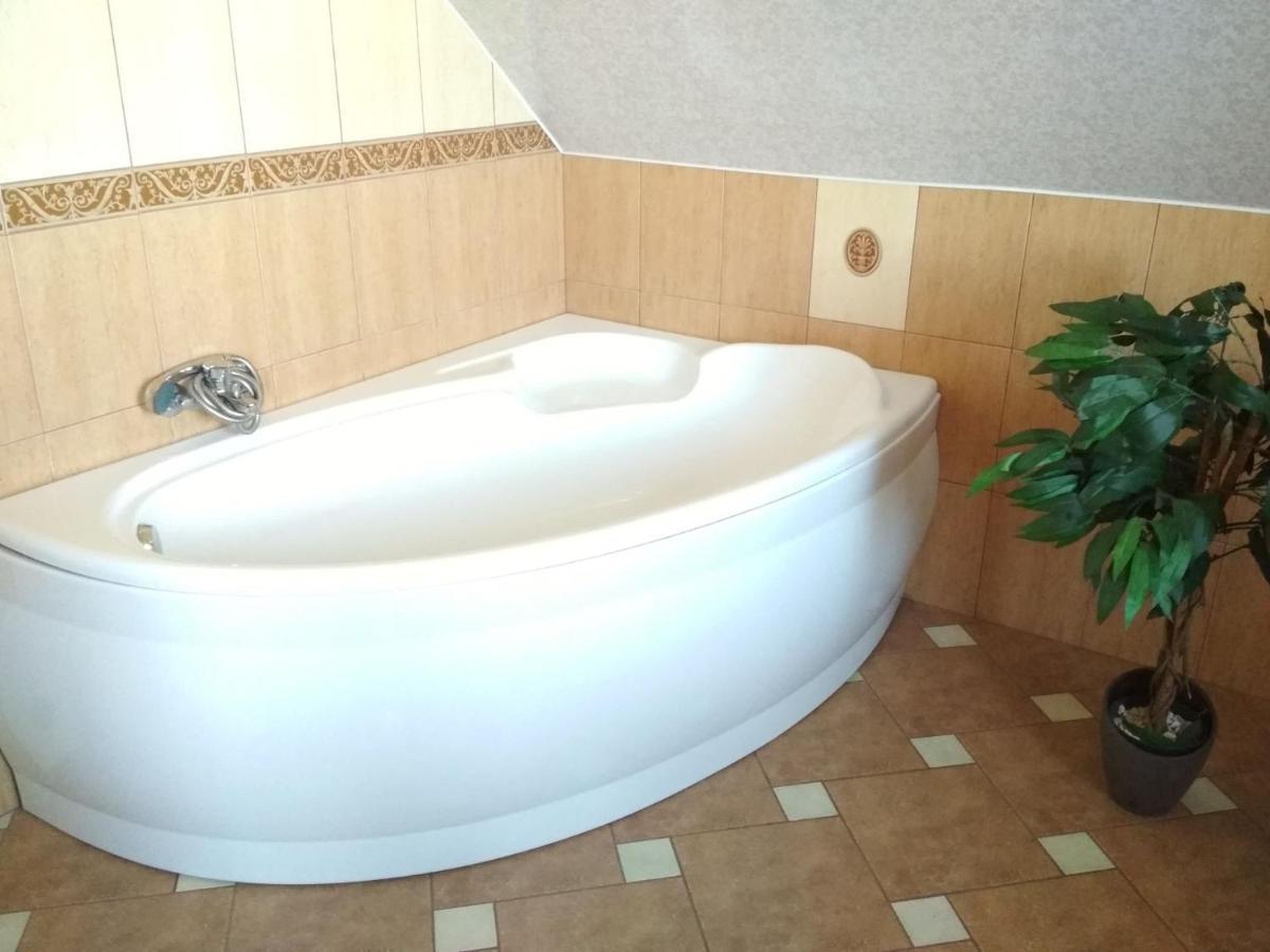 Hotel Wzgorze Baranow à Odargowo Extérieur photo